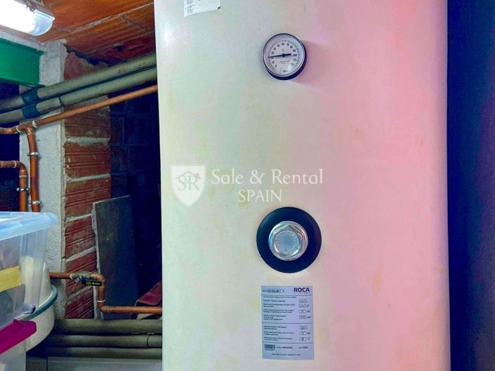 Image No.99-5 Bed Villa for sale