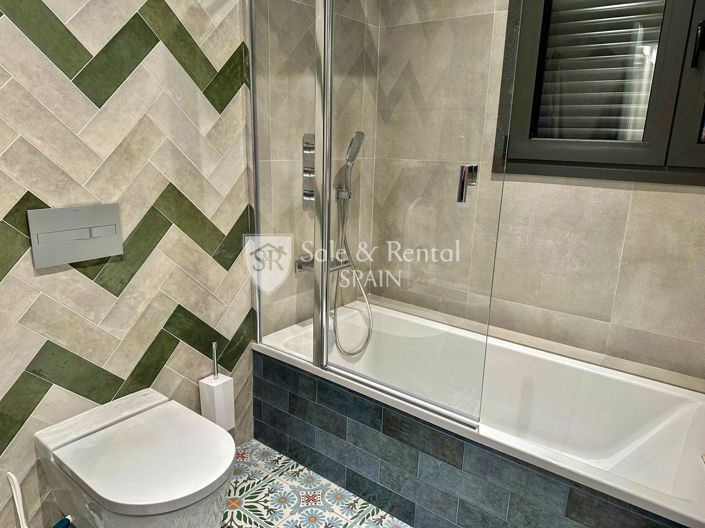 Image No.10-4 Bed Villa for sale