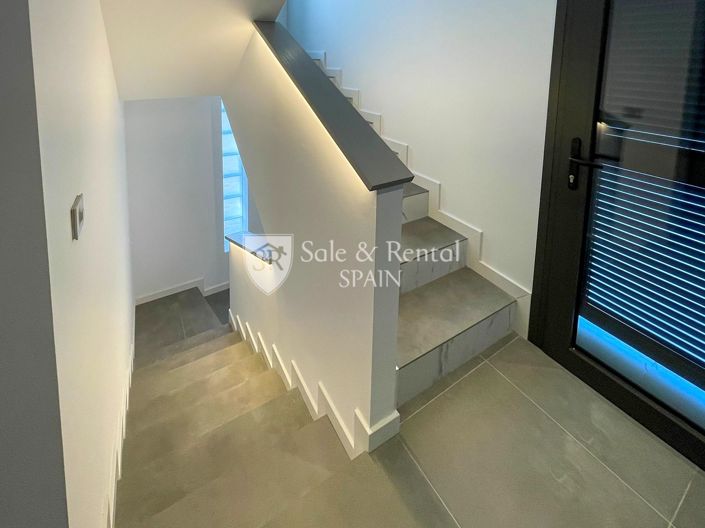 Image No.16-4 Bed Villa for sale