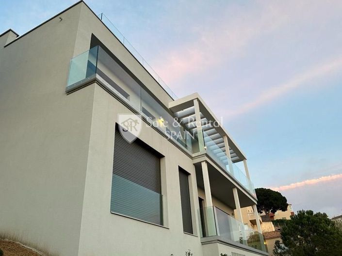 Image No.22-4 Bed Villa for sale