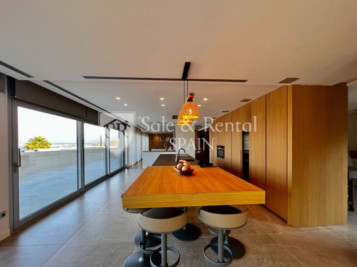 Image No.11-6 Bed Villa for sale