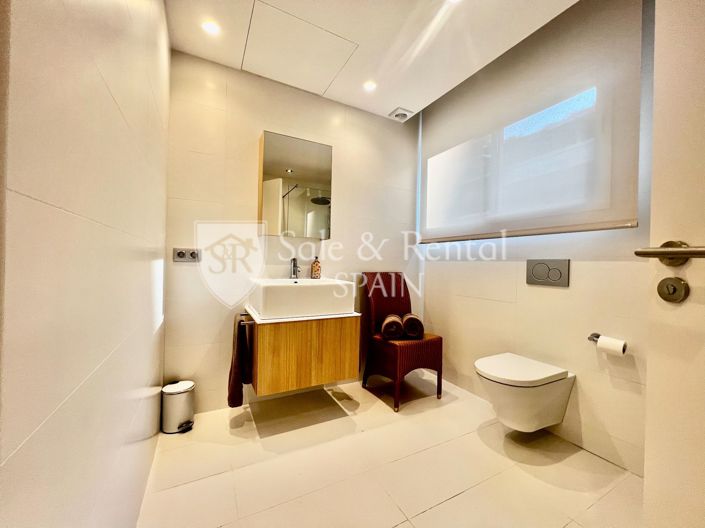 Image No.49-6 Bed Villa for sale