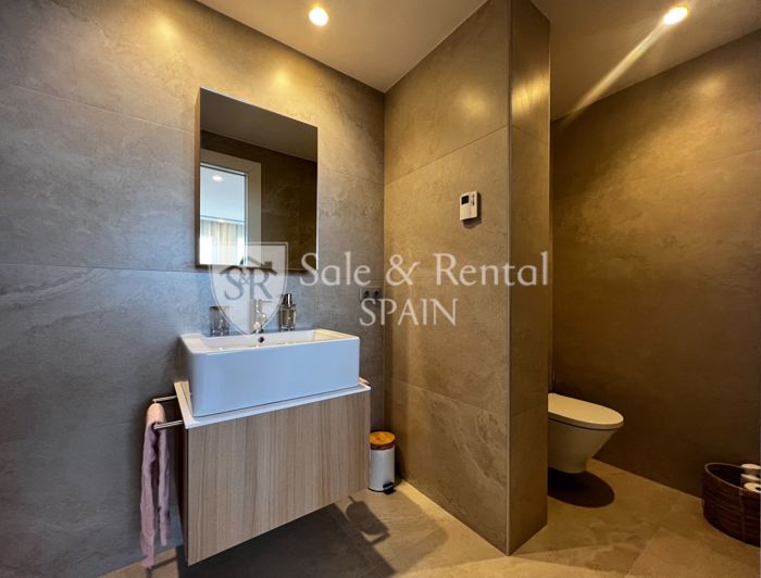 Image No.56-6 Bed Villa for sale