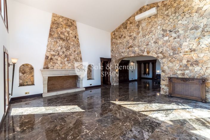 Image No.19-4 Bed Villa for sale