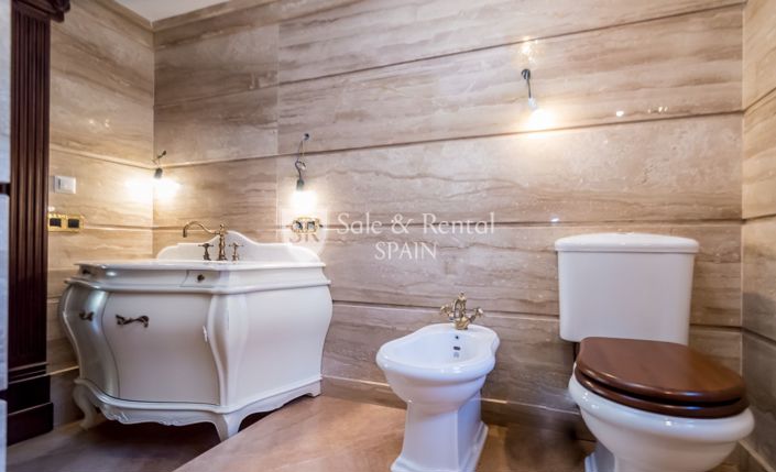 Image No.32-4 Bed Villa for sale