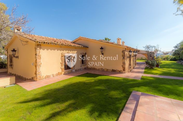 Image No.59-4 Bed Villa for sale