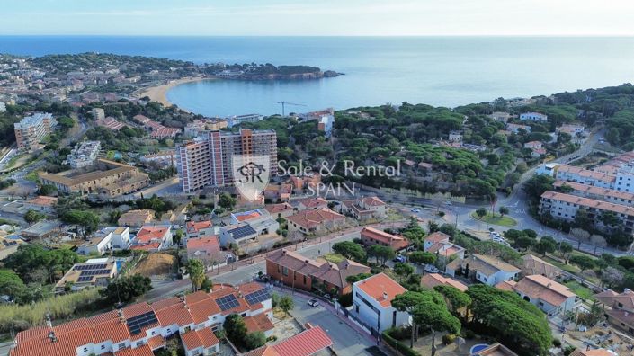 Image No.26-6 Bed Villa for sale