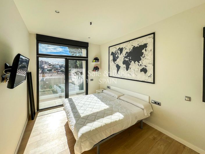 Image No.24-5 Bed Villa for sale