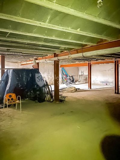 Image No.18-3 Bed Property for sale