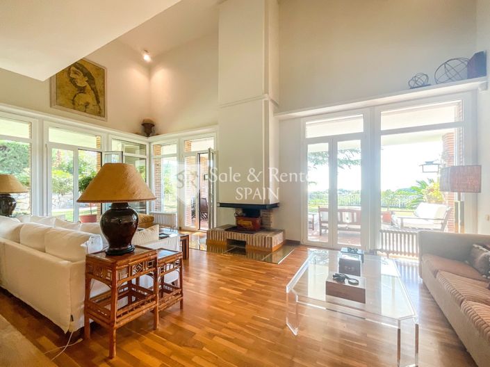 Image No.11-4 Bed Villa for sale