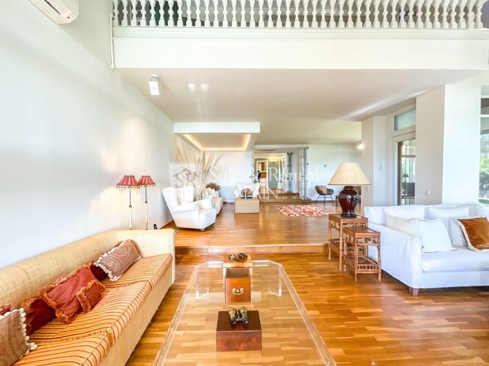 Image No.12-4 Bed Villa for sale