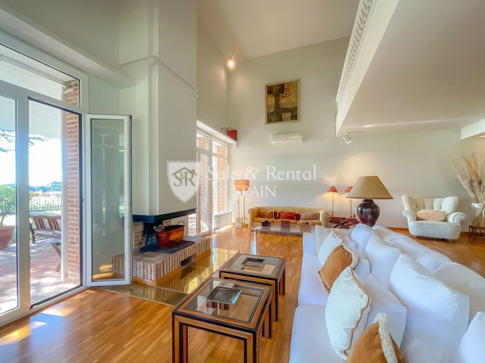 Image No.14-4 Bed Villa for sale