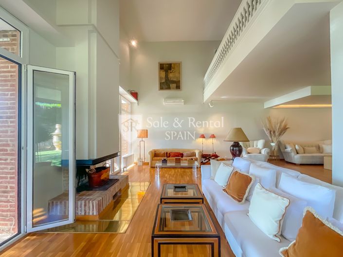 Image No.15-4 Bed Villa for sale