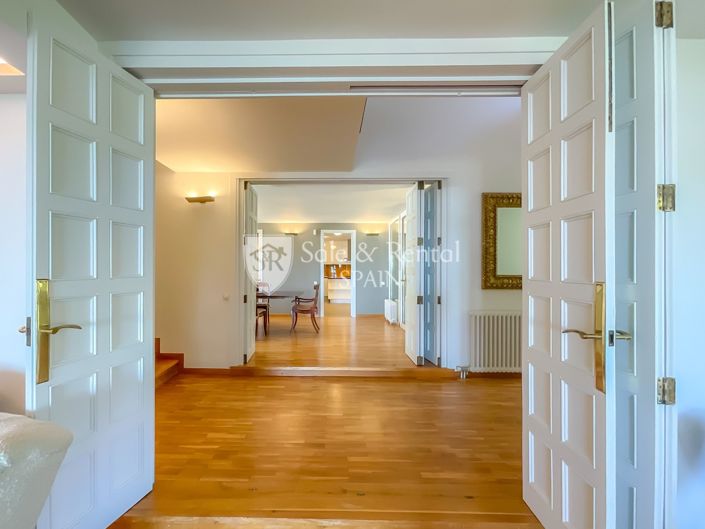 Image No.26-4 Bed Villa for sale