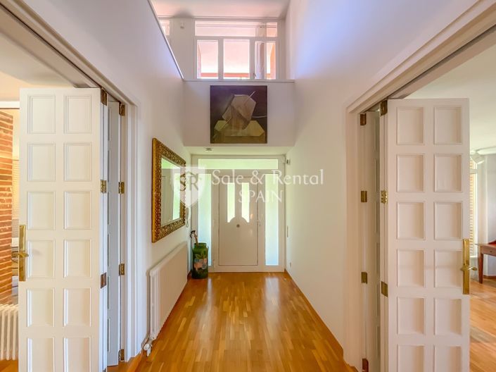 Image No.28-4 Bed Villa for sale