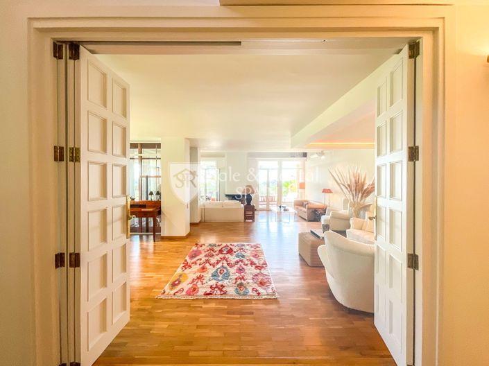 Image No.3-4 Bed Villa for sale