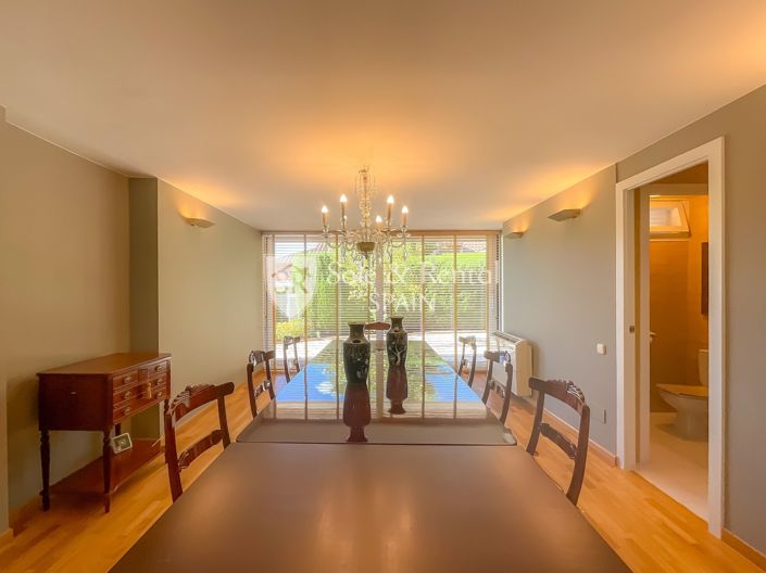 Image No.30-4 Bed Villa for sale