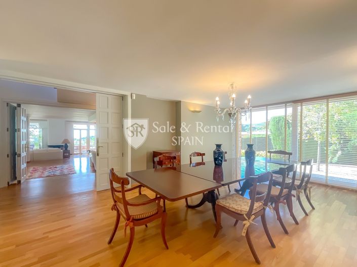 Image No.33-4 Bed Villa for sale