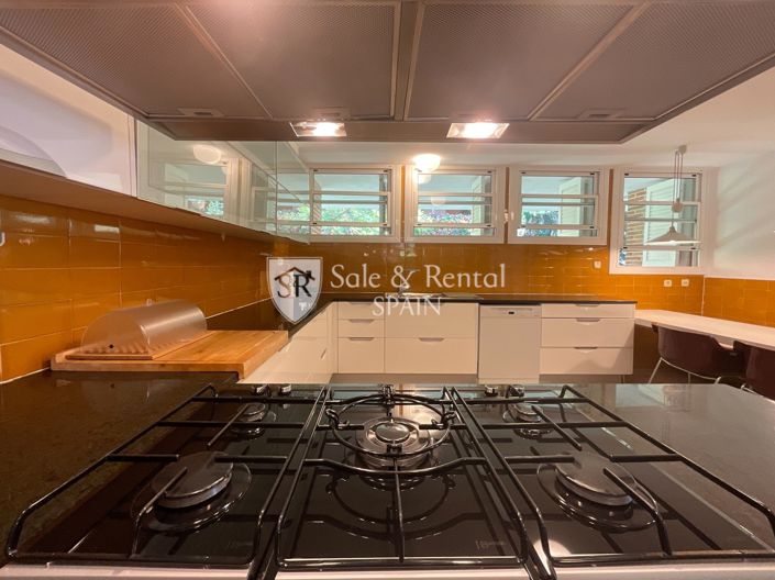 Image No.36-4 Bed Villa for sale