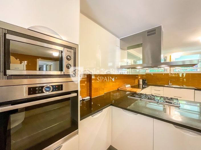 Image No.40-4 Bed Villa for sale