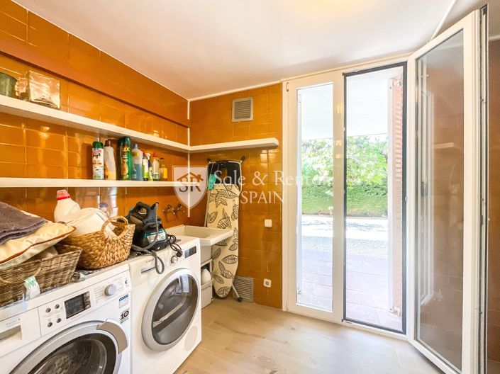 Image No.41-4 Bed Villa for sale