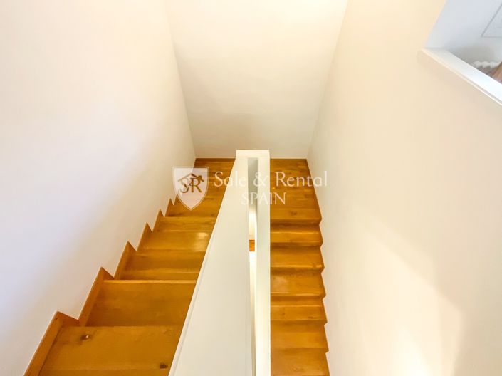 Image No.43-4 Bed Villa for sale