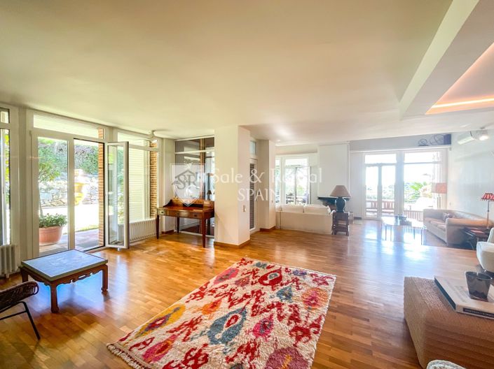 Image No.5-4 Bed Villa for sale