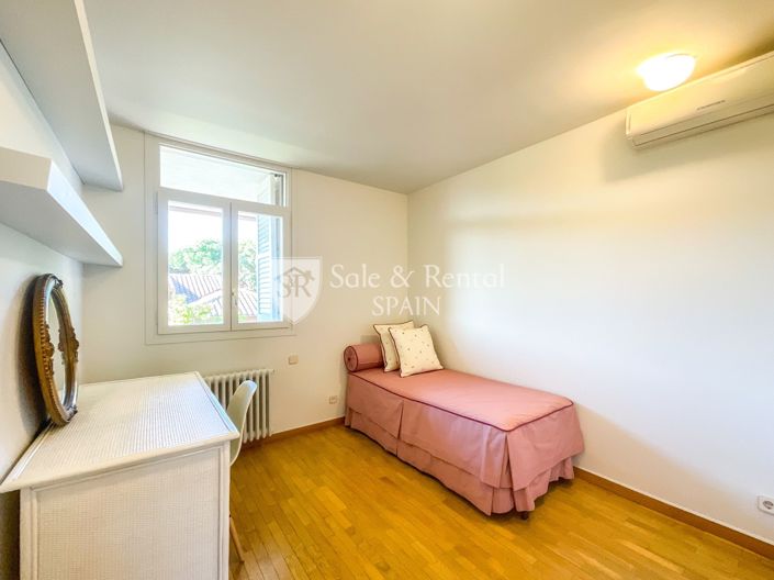 Image No.59-4 Bed Villa for sale