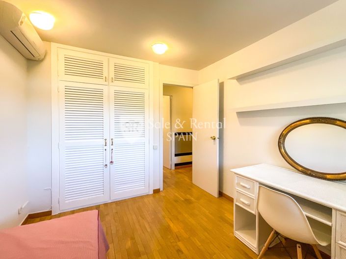 Image No.60-4 Bed Villa for sale