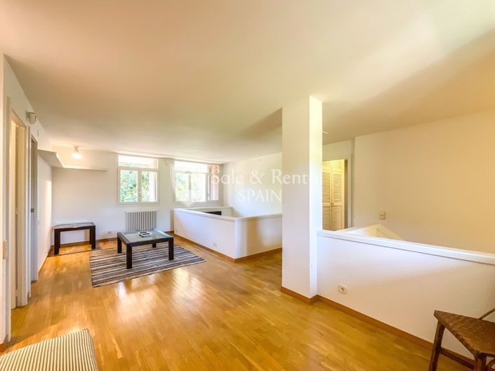 Image No.65-4 Bed Villa for sale