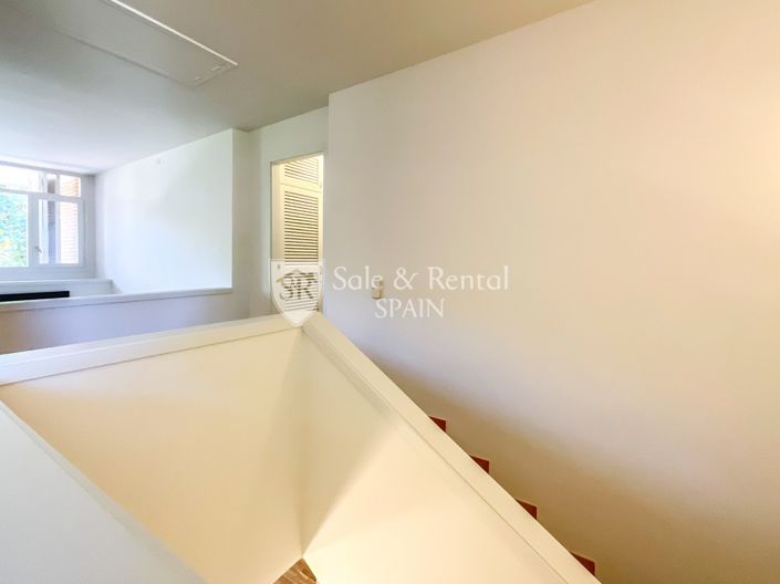 Image No.67-4 Bed Villa for sale