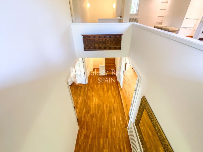 Image No.69-4 Bed Villa for sale