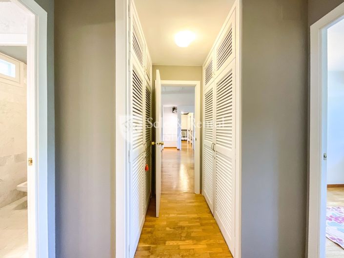 Image No.83-4 Bed Villa for sale