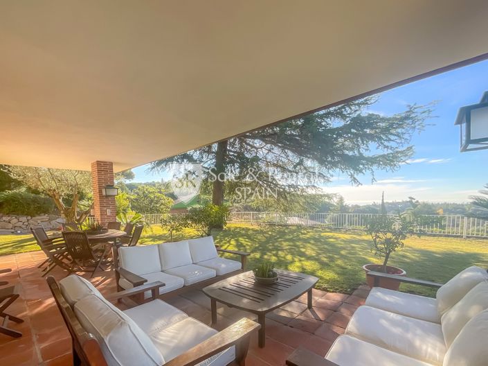 Image No.98-4 Bed Villa for sale