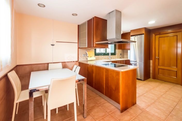 Image No.12-5 Bed Villa for sale