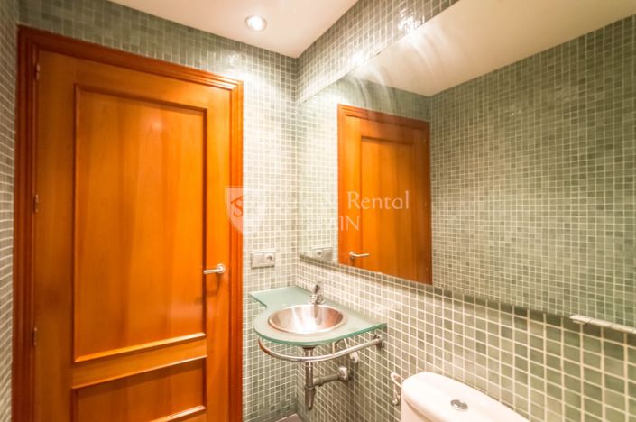 Image No.20-5 Bed Villa for sale