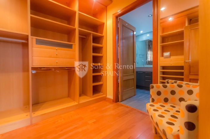 Image No.23-5 Bed Villa for sale