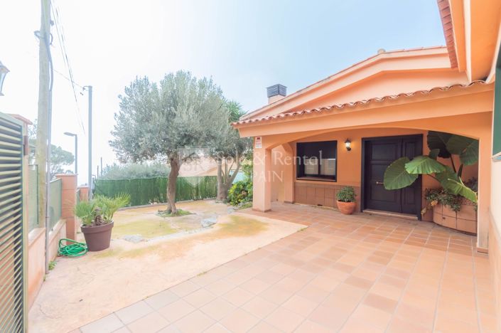 Image No.4-5 Bed Villa for sale