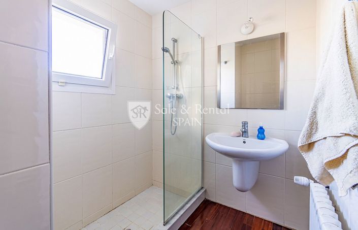 Image No.11-5 Bed Villa for sale