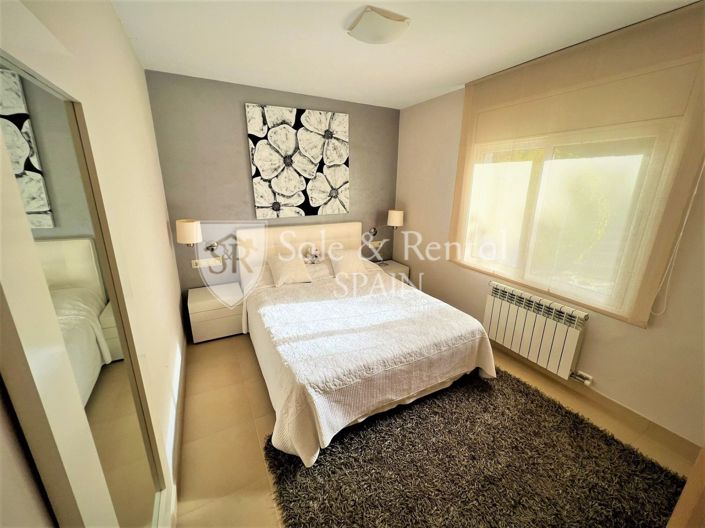 Image No.66-10 Bed Villa for sale