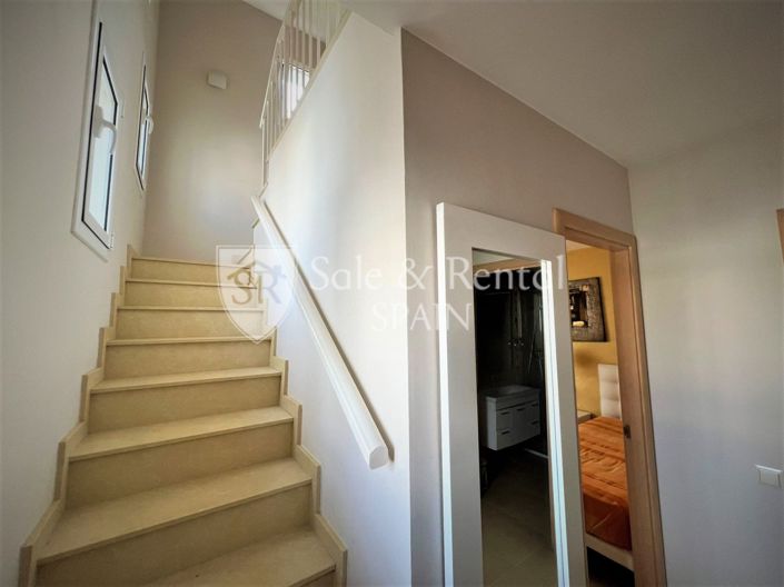 Image No.69-10 Bed Villa for sale