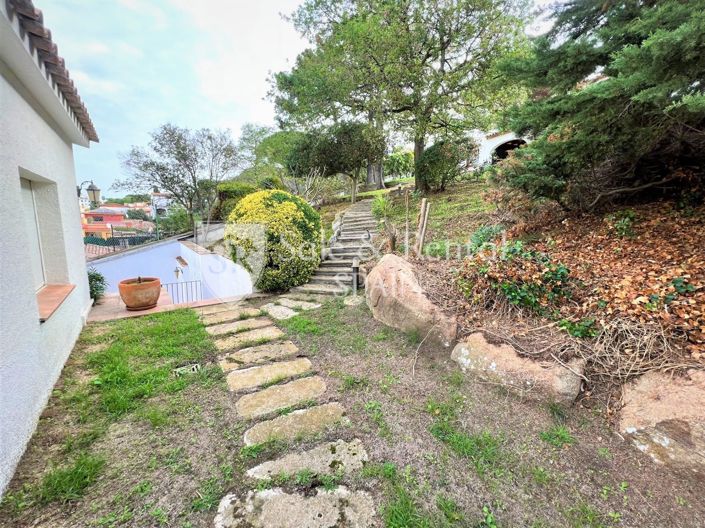 Image No.76-10 Bed Villa for sale