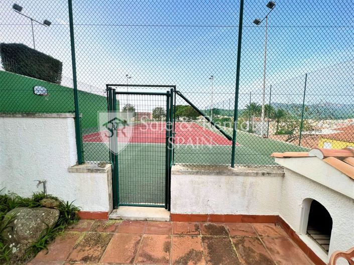 Image No.85-10 Bed Villa for sale