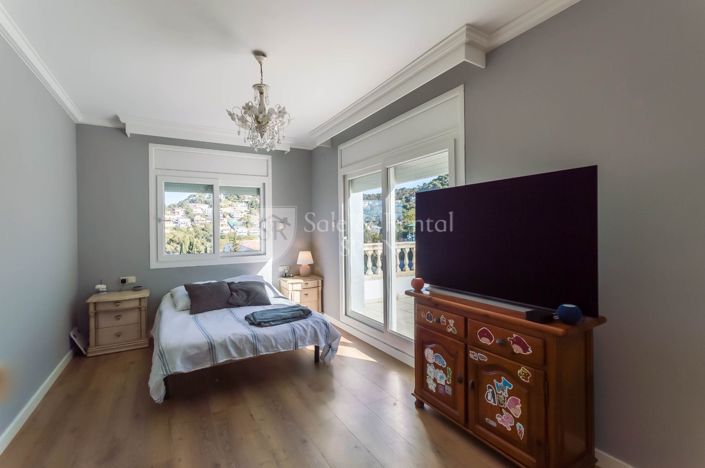 Image No.28-3 Bed Villa for sale