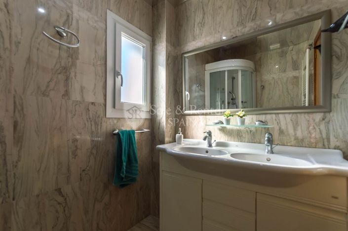 Image No.32-3 Bed Villa for sale