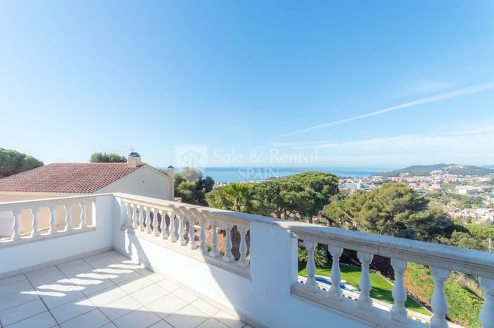 Image No.39-3 Bed Villa for sale