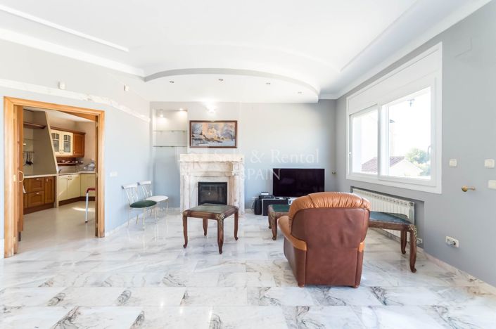 Image No.9-3 Bed Villa for sale