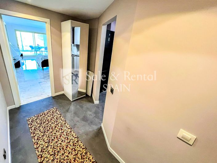 Image No.13-3 Bed Flat for sale