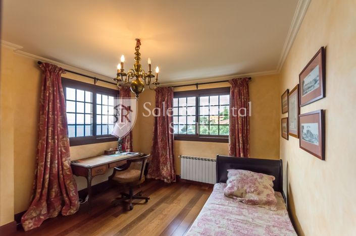 Image No.20-5 Bed Villa for sale