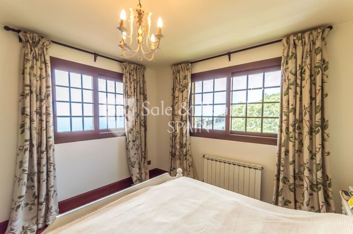 Image No.23-5 Bed Villa for sale